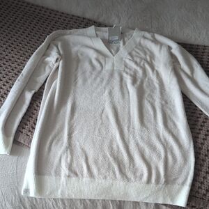Barefoot Dreams Cream V-Neck Sweater